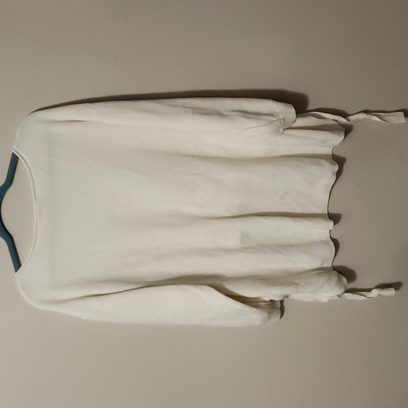 NY&Co. Cream/Ivory Sweater - Picture 2 of 4